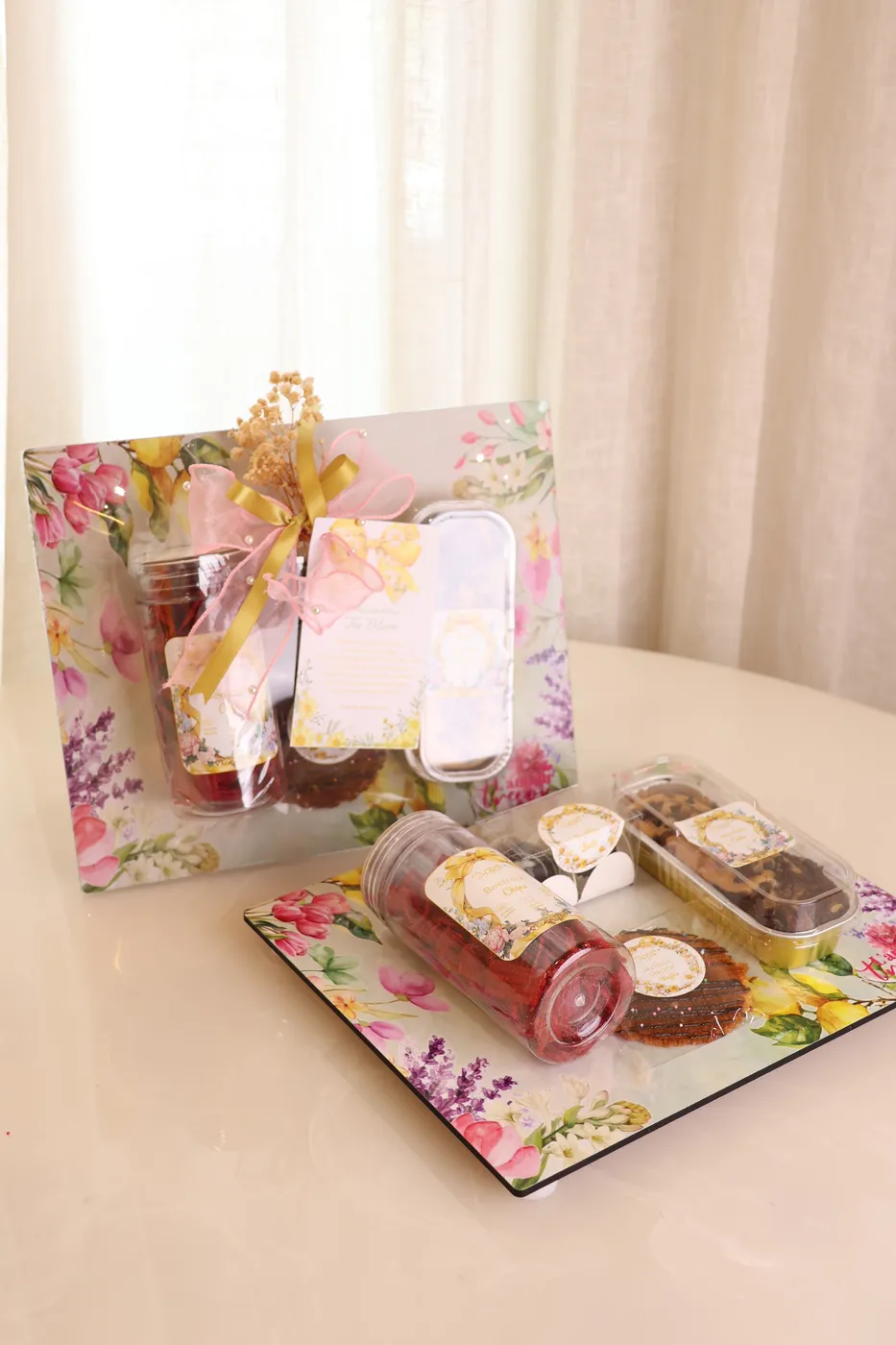 Floral Tray Hamper — Printed floral tray